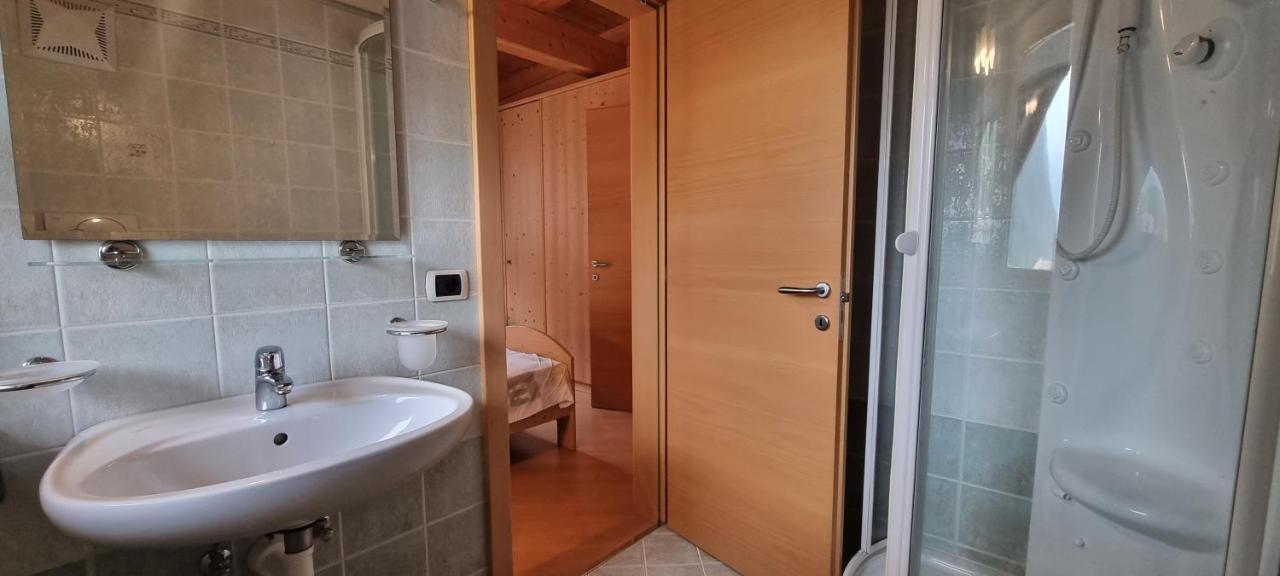 Casa Soraruf Appartement Campitello di Fassa Buitenkant foto